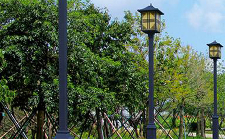 太阳能皋兰庭院灯价格为何差三倍？关键看这几点